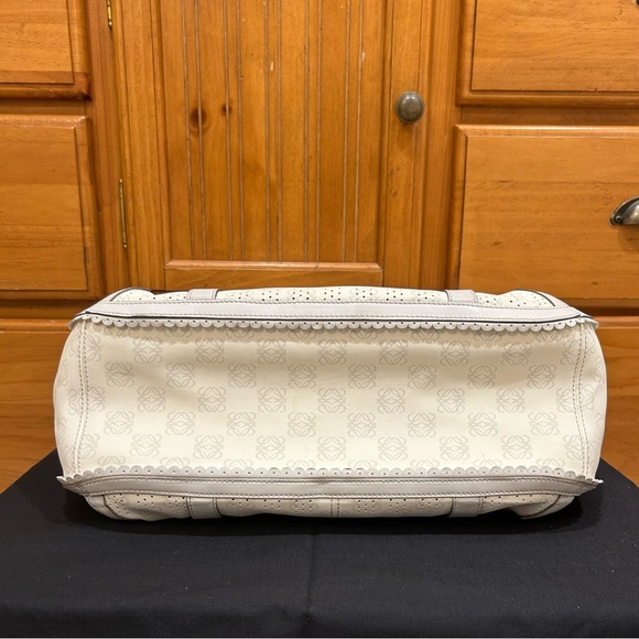 Loewe Anagram Tote - Picture 7 of 13